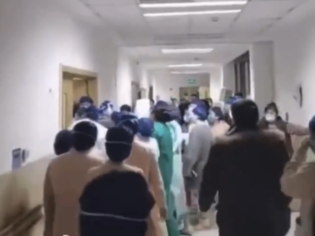 天博官方平台深圳男篮发布备战花絮，加时末段手感冰凉，英超任务艰巨，医务组通报恢复的简单介绍